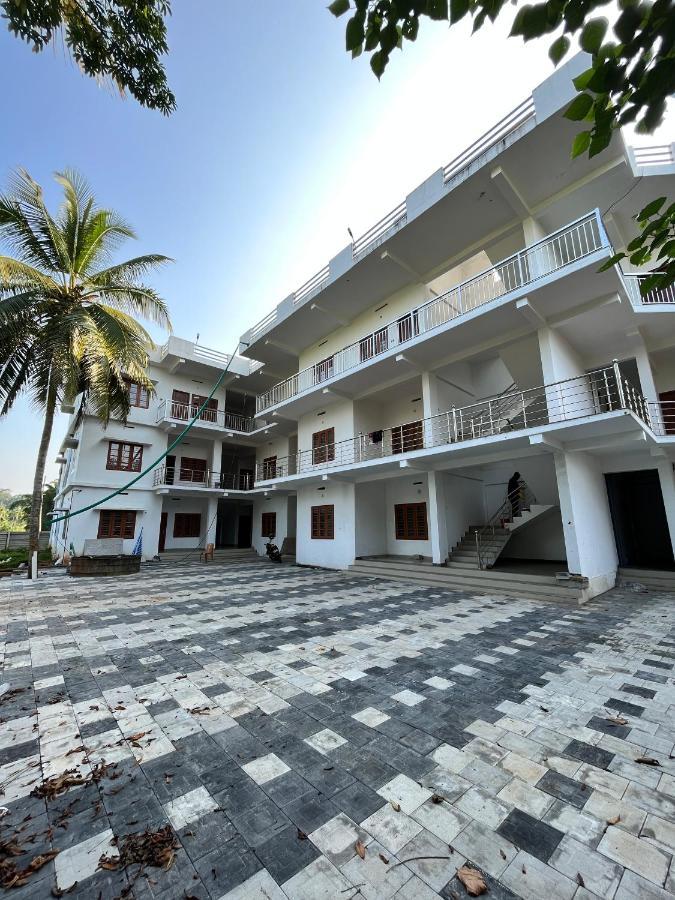 Wayanad Biriyomz Residency, Kalpatta, Low Cost Rooms And Deluxe Apartment Eksteriør bilde