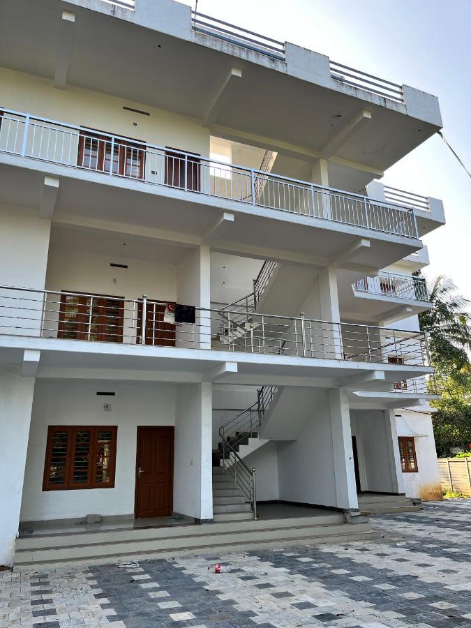 Wayanad Biriyomz Residency, Kalpatta, Low Cost Rooms And Deluxe Apartment Eksteriør bilde